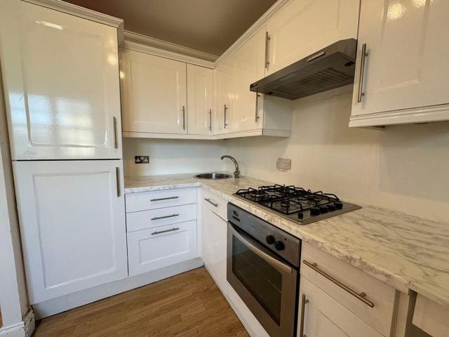 Upper Gardner Street, Brighton BN1, 1 bed flat to rent, £1,100 pcm | PrimeLocation