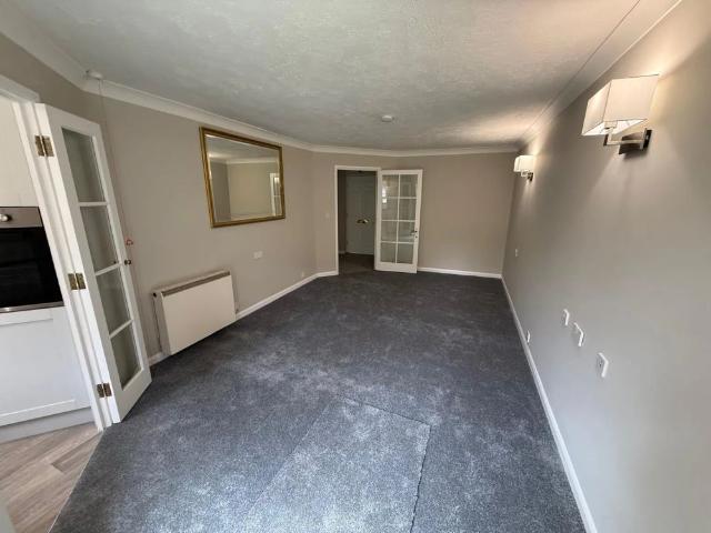 Upper Gordon Road, GU15