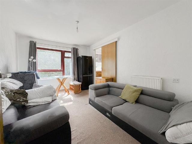 Upper Glen Road, St Leonards, TN37 7BY