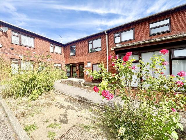 Upper Glen Road, St Leonards TN37, 1 bed flat to rent, £875 pcm | PrimeLocation