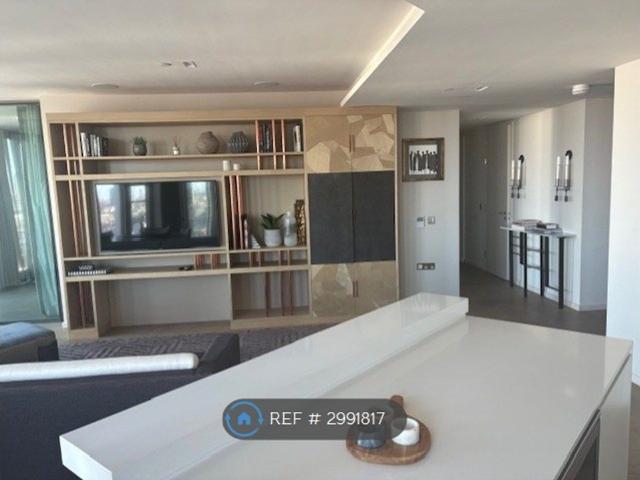 Upper Ground, London SE1, 3 bed flat to rent, £7,367 pcm | PrimeLocation