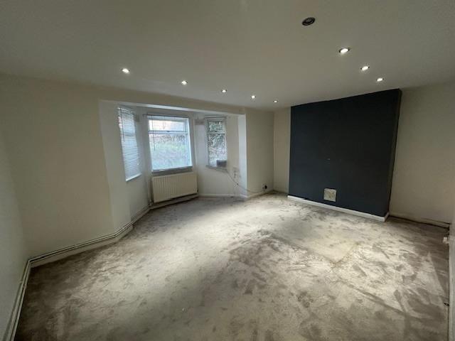Upper Grove, South Norwood, London SE25, 1 bed flat to rent, £1,350 pcm | PrimeLocation