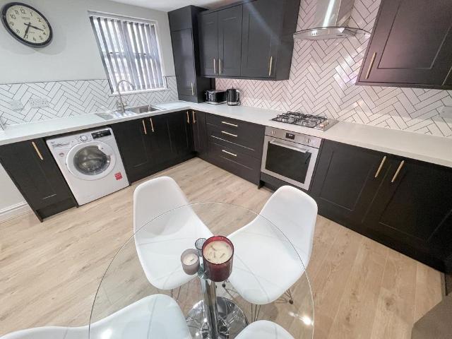 Upper Hampton Street, Canning / Georgian Quarter, Liverpool, L8 1TN, United Kingdom | 4 bed house for rent #134708761 | Rentberry