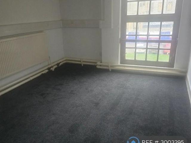 Upper High St, Taunton, TA1 1 bed in a house share to rent £500 pcm £115 pw