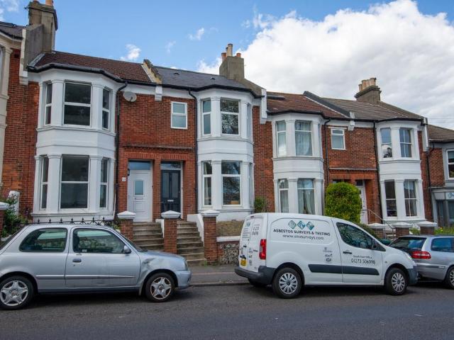 Upper Hollingdean Road, Brighton BN1 5 bed house to rent £585 pcm £135 pw