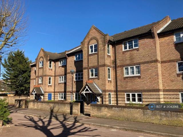 Upper Holloway, London, N19 2 bed flat to rent £2,500 pcm £577 pw