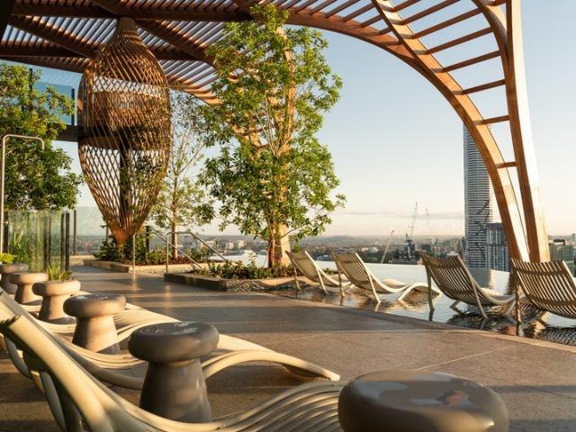 Upper House by Aria