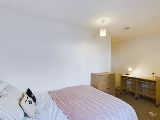 Upper Lewes Road BN2, 5 bed terraced house to rent, £2,600 pcm | PrimeLocation