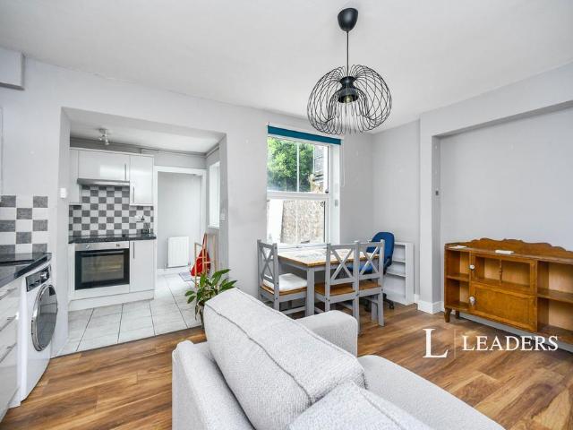 Upper Lewes Road, BN2 1 bed flat to rent £1,400 pcm £323 pw