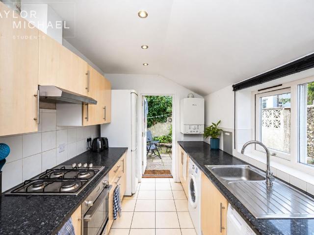 Upper Lewes Road, Brighton BN2, 6 bed shared accommodation to rent, £4,290 pcm | PrimeLocation