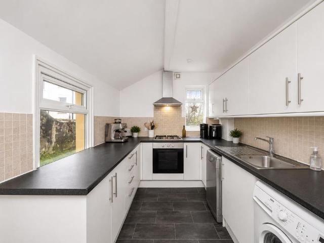 Upper Lewes Road, Brighton 7 bed terraced house to rent £4,853 pcm £1,120 pw