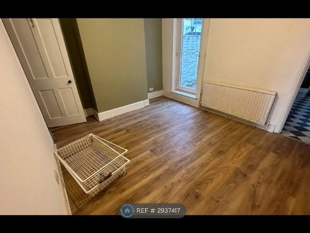 Upper Luton Road, Chatham ME5, 3 bed terraced house to rent, £1,200 pcm | PrimeLocation
