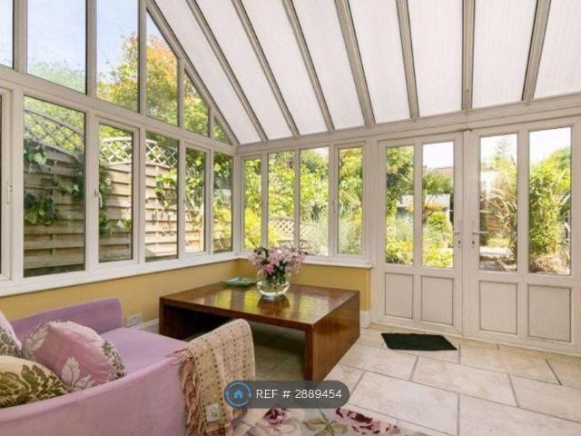 Upper Maisonette, Bristol BS6, Room to rent, £750 pcm | PrimeLocation