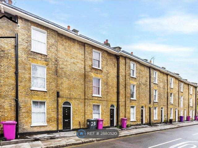 Upper North St, London E14, 4 bed terraced house to rent, £3,350 pcm | PrimeLocation