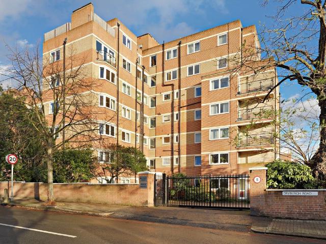 Upper Richmond Road, Putney SW15, 2 bed flat to rent, £2,300 pcm | PrimeLocation