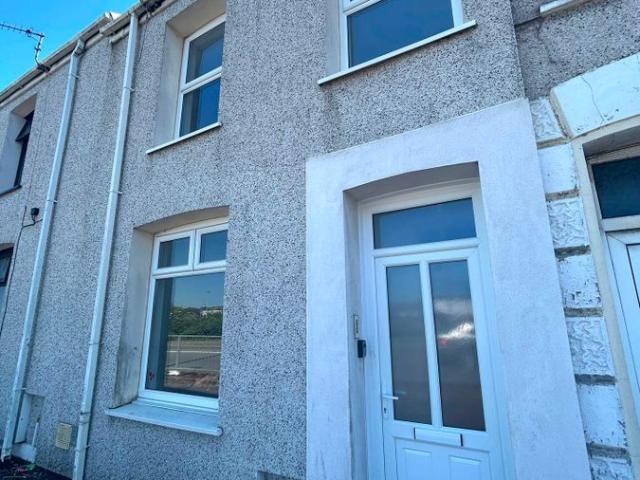 Upper Robinson Street, Llanelli, Carmarthenshire SA15, Terraced house to rent, £825 pcm | PrimeLocation
