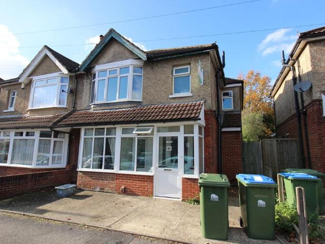 Upper Shaftesbury Avenue 7 bed semi detached house to rent £3,395 pcm £783 pw