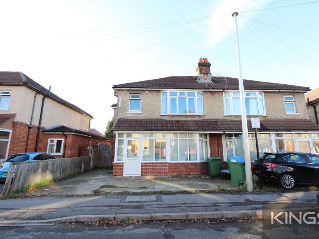 Upper Shaftesbury Avenue, Southampton SO17, 7 bed terraced house to rent, £3,255 pcm | PrimeLocation