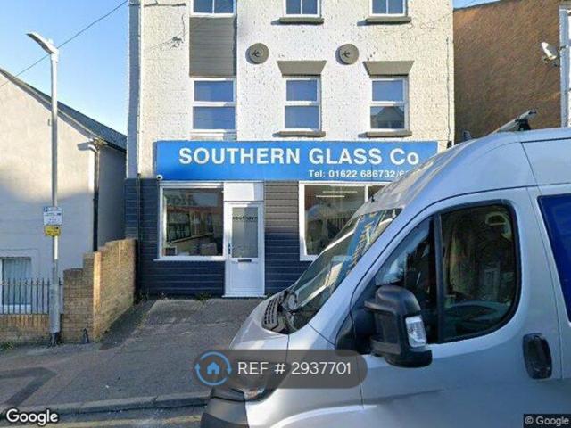 Upper Stone Street, Maidstone ME15, 1 bed flat to rent, £850 pcm | PrimeLocation