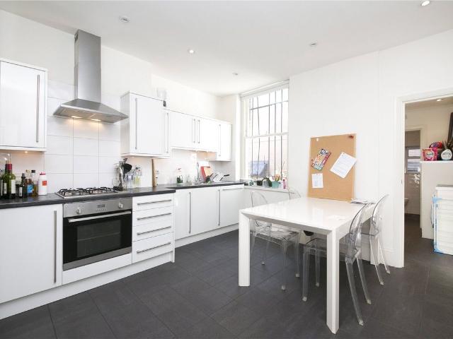Upper Street, Islington, London N1, 4 bed flat to rent, £5,750 pcm | PrimeLocation