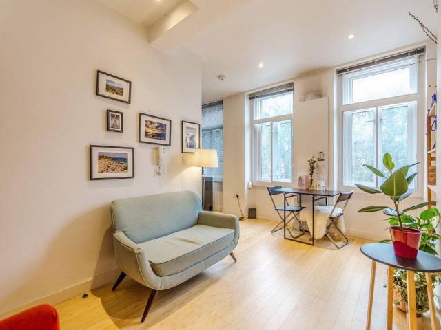 Upper Street, Islington, London, N1 1 bed flat to rent £2,925 pcm £675 pw