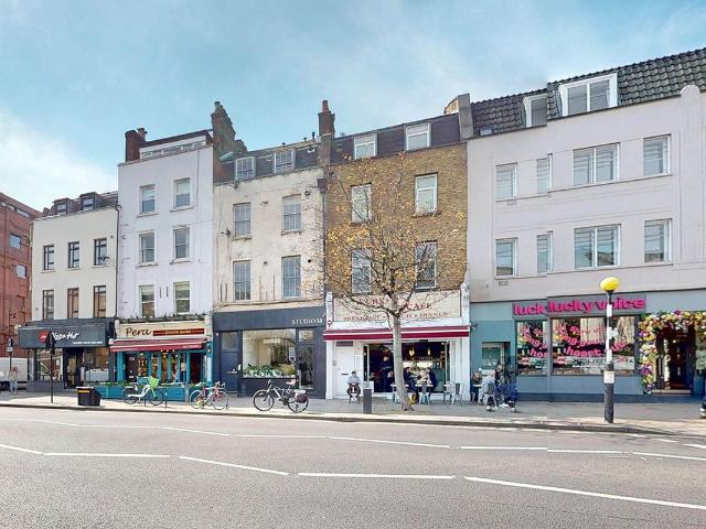 Upper Street, London N1, 1 bed flat to rent, £2,000 pcm | PrimeLocation