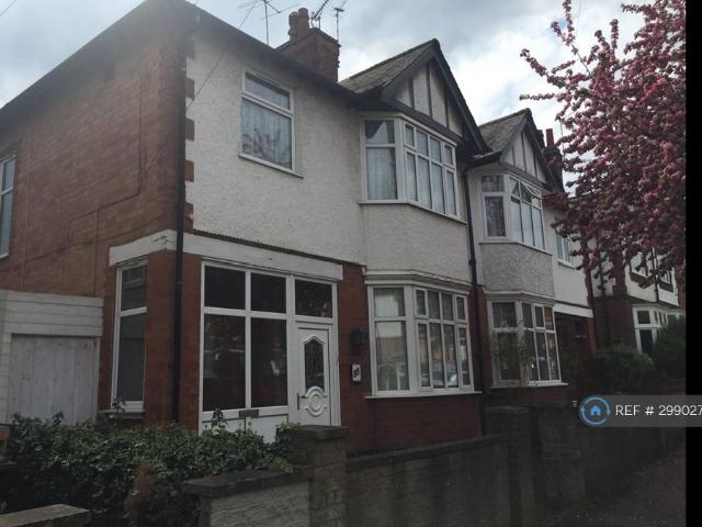 Upperton Road, Leicester, LE3 3 bed semi detached house to rent £1,450 pcm £335 pw
