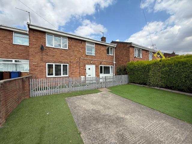 Upperwood Road, Darfield, Barnsley S73, 3 bed town house to rent, £900 pcm | PrimeLocation