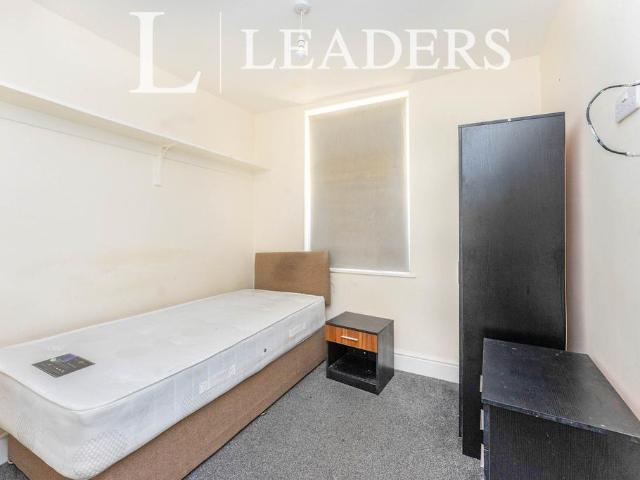 Uppingham Road, Liverpool, L13 7BJ, United Kingdom | Room for rent #115020671 | Rentberry