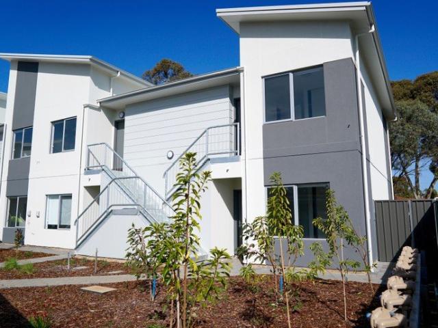 Upstairs 2 bedroom unit