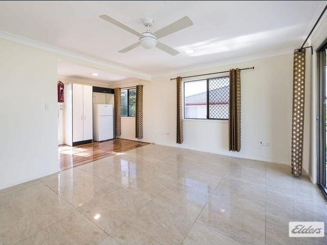 Upstairs Three Bedroom Home – Yard Maintenance Included!