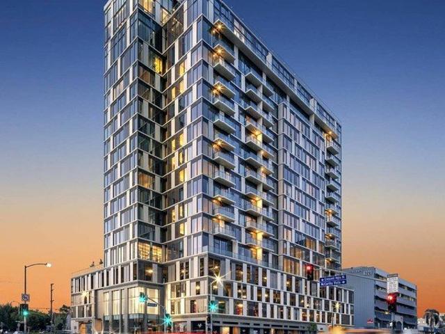 Upscale Castle Hill Apartment Priced to Impress !