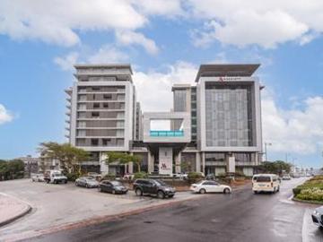 upscale living at crystal towers wit.
