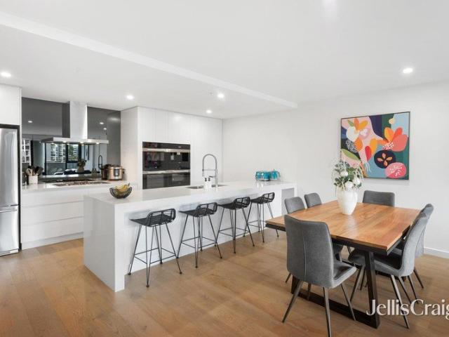 Upscaled apartment luxury The Point