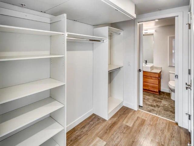 UPTEN Apartment 201 10th Ave SE — 2 Bedroom 2305