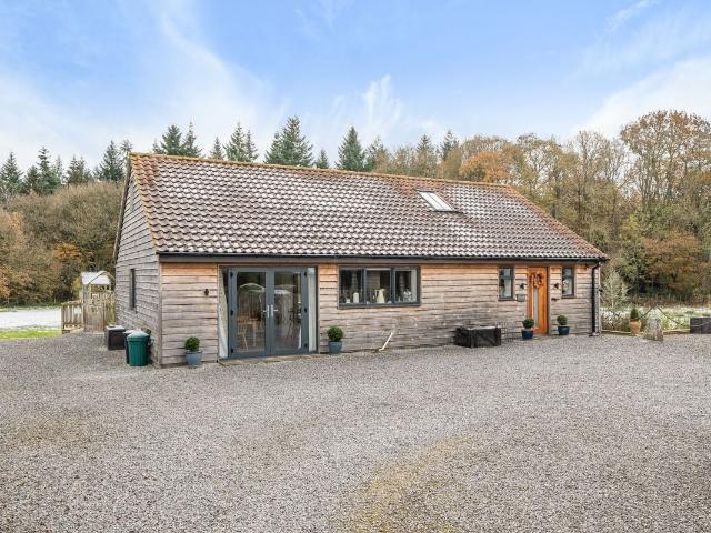 Upton Bishop, Ross On Wye HR9, 3 bed flat to rent, £2,500 pcm | PrimeLocation