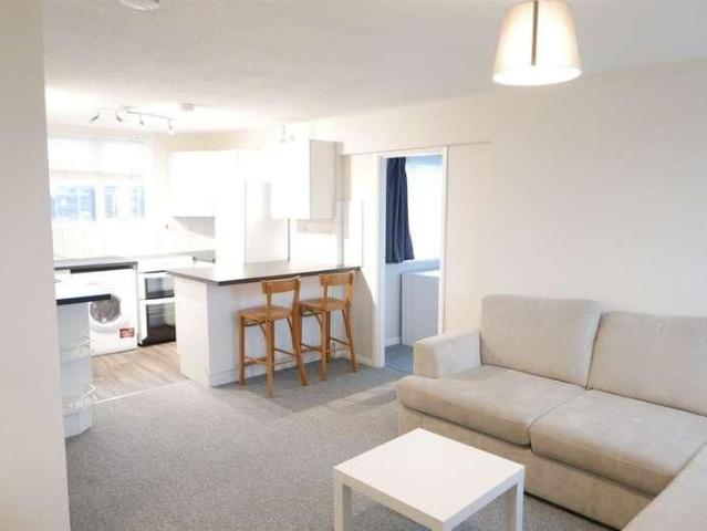 Upton Close, Henley on thames, RG9