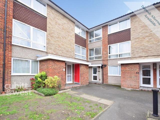 Upton Dene Sutton SM2 2 bed apartment to rent £1,600 pcm £369 pw