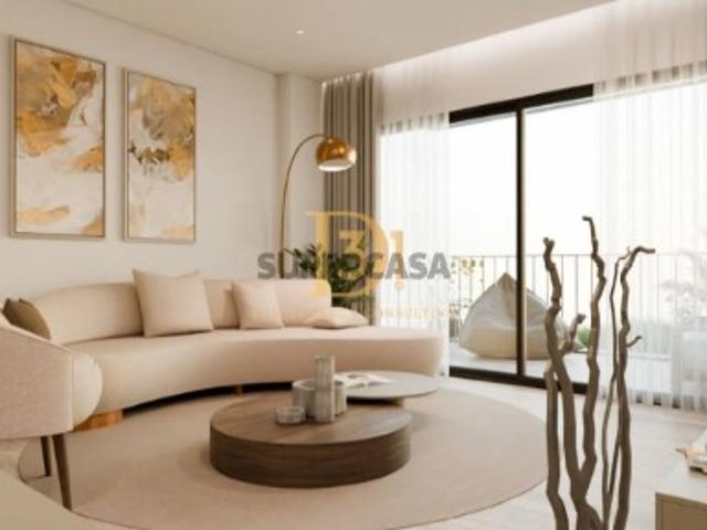 UPTOWN 30 MACHICO T2 E 05