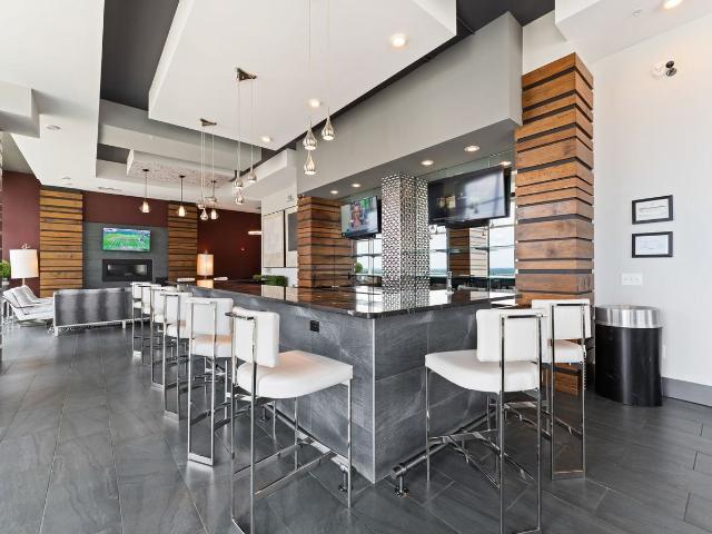 Uptown 550 2 Bedroom Apartment for Rent at 550 E Brooklyn Village Ave, Charlotte, NC 28202 Second Ward