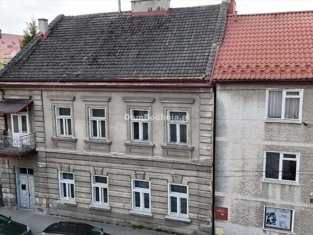 Urokliwa kamienica z charakterem, 246 m², balkon i ogródek