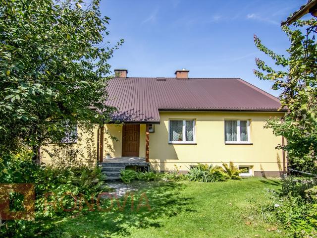 Polecam urokliwy dom 75 m² z potencjałem, ogród i garaż