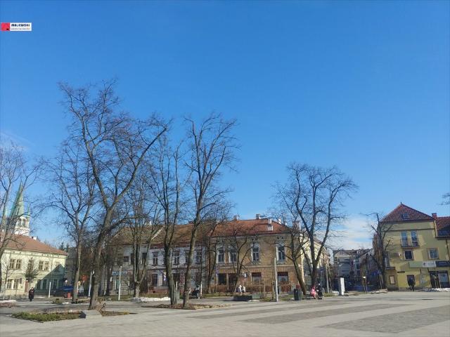 Na sprzedaż urokliwe 2 pokojowe mieszkanie w centrum Skawiny