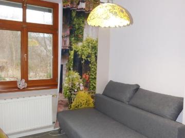Urokliwe 2 pokojowe mieszkanie z ogródkiem w Lądku Zdroju