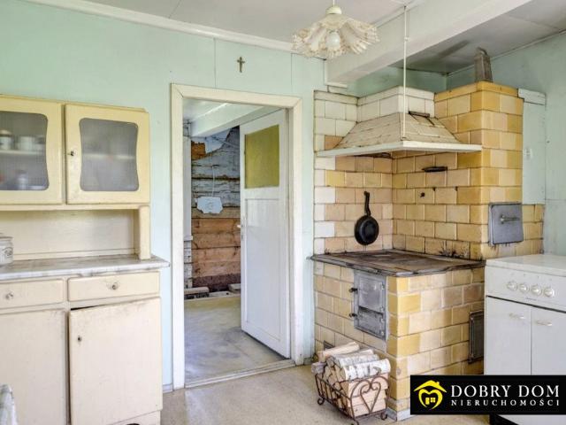 Urokliwe siedlisko 70 m² z dużą działką 2500 m² polecam!