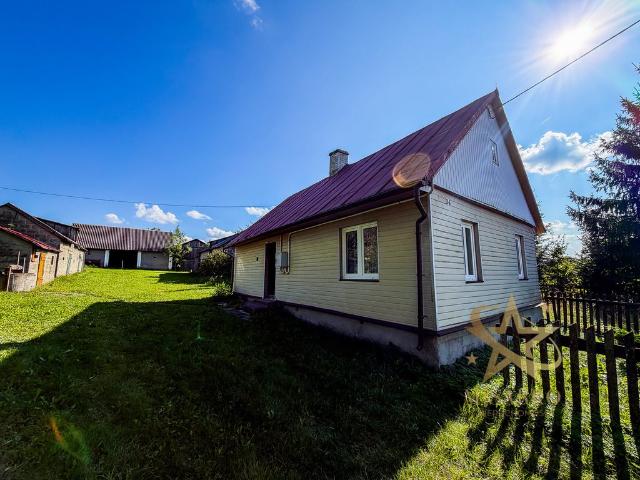 Urokliwe siedlisko 80 m² z sadem i własną wodą polecam!