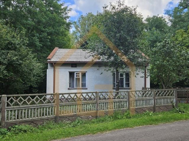 Urokliwe siedlisko 86 m² na 0,42 ha w Łyszkowicach polecam