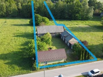 Urokliwe siedlisko z domem z drewna, 58 m2, duża działka