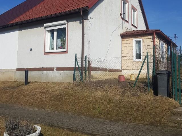 Urokliwy bliźniak z 2 działkami i 3 pokojami