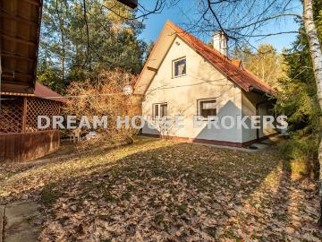Urokliwy dom 100 m² z dostępem do rzeki, inwestycja lub rekreacja